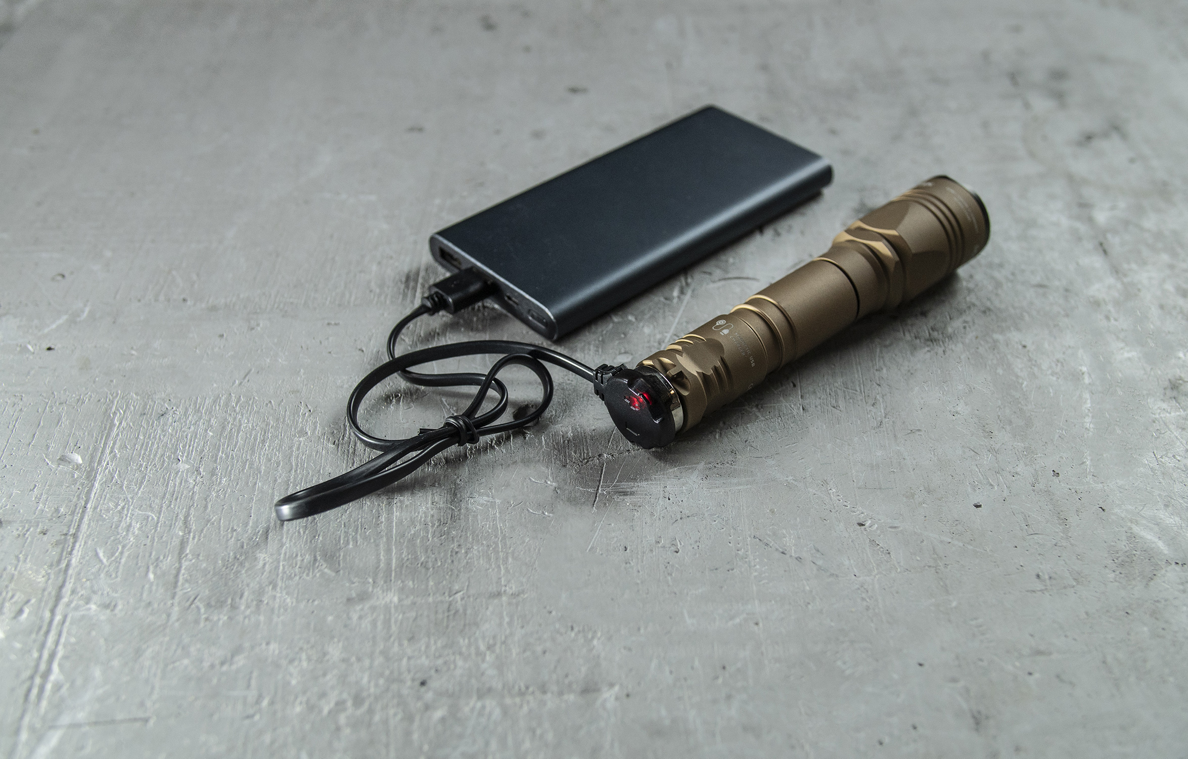 Armytek Dobermann Pro Magnet USB Sand Warm - фото7